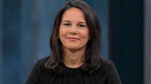 Annalena Baerbock mit 28 Jahren: So sah die Politikerin früher aus