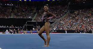 Simone biles just pulled off a gymnastics move that's never actually been done before. Simone Biles Und Der Erste Gestandene Triple Double Was Is Hier Eigentlich Los