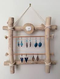 Mobile en bois flotté, coquillages et verre poli. 4 Porte Bijoux En Bois Flotte A Fabriquer