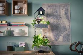 Produk yang lahir saat berkebun di rumah jadi tren ini penjualannya bak kacang rebus pada malam hari. Inspirasi Desain Tempat Bercocok Tanam Di Dalam Rumah Selama Karantina Mandiri Arsitag