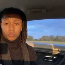 ezramonroe (@ezramonroee)