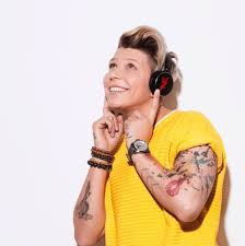 With music streaming on deezer you can discover more than 56 million tracks, create your own playlists, and share your favorite tracks with your friends. Lay Down By Virginia Ernst Reverbnation