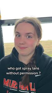 love prom !!! #highschool #prom #golf #tigerwoods #orange #spraytan  #womensports #highschoolgolfvibes #dontselftan