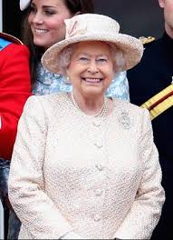 La regina elisabetta intende ha scelto di ignorare l'attesa intervista dei duchi di sussex, harry e meghan, in onda nel programma di oprah in nottata è morto il principe filippo di edimburgo, marito della regina elisabetta. 65 Anni Di Elisabetta La Regina Dei Record Vanityfair It Regina Elisabetta La Regina Elisabetta Ii