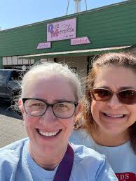 Let's get together along the way with new friends