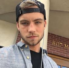 Brett Beckham's Instagram, Twitter & Facebook