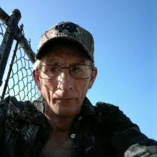 Larry Noggle's Instagram, Twitter & Facebook