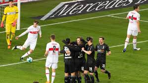 Für gladbach kam das aus bereits in der zweiten runde durch ein 1:2 in dortmund. Vfb Stuttgart Silas Wamangituka Trifft In Der Nachspielzeit Kicker