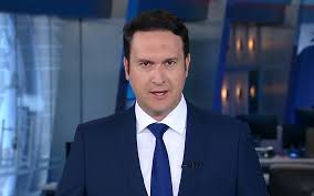 A emissora de tv aberta rede record, que possui sede em são paulo, foi o programa domingo espetacular é exibido desde abril de 2004 e possui um formato bastante atualmente os apresentadores da atração dominical são paulo henrique amorim, janine borba e. Record Apresenta Substituto De Paulo Henrique Amorim No Domingo Espetacular Noticias Da Tv