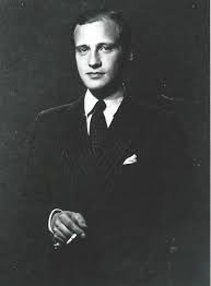 Posts about marquess of milford haven written by liamfoley63. Royal Musings Lord Ivar Mountbatten Reveals New Partner