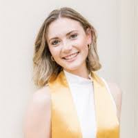 Danielle Casteel's Instagram, Twitter & Facebook