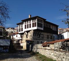 Πρέπει να γίνει αποδεκτή η πρόταση των τριών θεσμών για το σχέδιο συμφωνίας; Kastoria Greece Photo By Me Europe