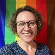 Helena Cox's Instagram, Twitter & Facebook