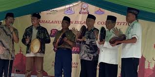 Download lagu instrumen untuk profil tokoh mp3 dan video klip mp4 (3.23 mb) gudanglagu. Rektor Unibraw Curhat Ke Mendikbud Soal Nasib Sekolah Swasta Merdeka Com