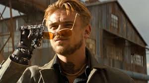 Başka Boyd Holbrook'un mükemmel bir Walter O'Dimm olacağını düşünen var mı?  : r/TheDarkTower