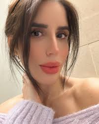 Alejandra Esquer's Instagram, Twitter & Facebook