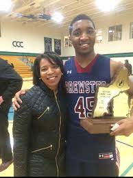 Parents, stats, age, height, latest news. Donovan Mitchell Has Learned The Value Of Education From His Mom That S Why He S Going To Finish His Degree