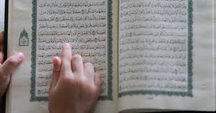 Al mulk dalam bahasa arab berarti kerajaan. 5 Amalan Di Hari Jumat Yang Dianjurkan Rasulullah Saw Popmama Com