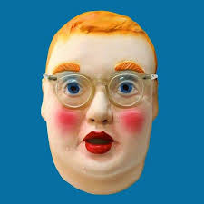 I'm a huge anime fan, and I chanced upon this Ginzan Onsen Book Nook by  Anavrin. It instantly reminded me of my favorite anime movies. I was  mesmerized by the intricate details,