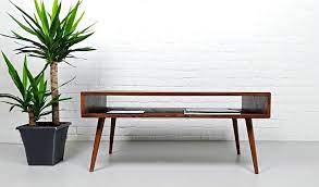 The midcentury modern time period has especially given us so many unique coffee table designs that are timeless enough to be used even to this day. 10 Mid Century Modern Coffee Tables With Magnificent Designs