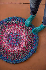 Plastic, cotton, electronic, knitted, metal, silicone, wood; 4 Quick Knit I Cord Holiday Gift Projects Interweave