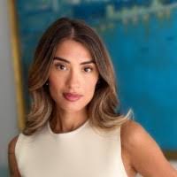 Rebekah Hunter's Instagram, Twitter & Facebook