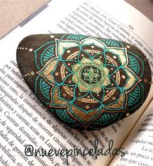 50 Mandala Rock Painting How To Make It Painted Rocks Stone Art Mandala Rocks