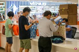 Singapore residents can collect improved reusable masks during an upcoming nationwide mask distribution exercise, from 26 may to 14 june 2020. Dd5iw6dhgjxkym