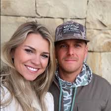 Y'all look great! Nothing we love more than seeing Bellville Meat Market  gear being worn by our people 🤙🏼