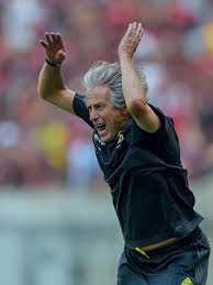 O flamengo por intermédio do vice presidente de futebol marcos braz e do diretor executivo bruno spindel deseja retornar ao brasil dia 22, . Flamengo Vive Guerra Fria Com Benfica E Aposta Em Desgaste Por Jesus