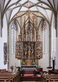 Create paper bouquets from metallic craft paper and weave throughout the church in the pews, at the altar and on the entranceway. Altar Catholic Church Wikipedia