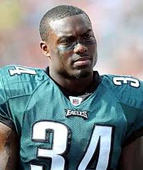 Chargers sign RB Ronnie Brown to one-year deal