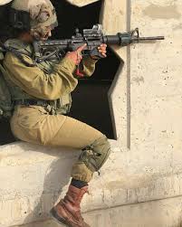 Pin By Mistheking On Fashion Idf Women Israel Defense Forces Israeli Defense Forces