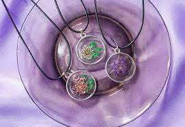 resin necklace cost for only 149 php dm us on mm crafti for your order handmade crafts handcrafted philippin resin jewelry handcraft resin necklace