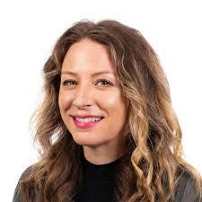 Teresa Roach's Instagram, Twitter & Facebook