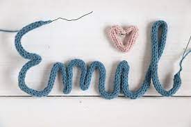 Sie brauchen bewegung und entspannung. Diy Strickliesel Schrift Als Kinderzimmerdeko Lavendelblog