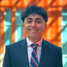 Incoming junior Noah Qasim spent the summer as an analyst at  @starwoodpropertytrust. Here, he gained exposure to CMBS, real estate  credit and the interpretation of lease and loan agreements. Noah's  responsibilities included