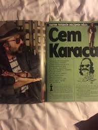 Nebil Ozgenturk On Twitter Cem Karaca Yla Bir Zamanlar Bakirkoy Deki Evinde Yorumladigi Yuzlerce Sarkiyi Dinliyoruz Yollardir O Yuzden Bizden Alacakli Ama Biliyor Musunuz Son Yillarinda Ekonomik Sikinti Cekti Telif Magduruydu Cunku Ayip Ettik