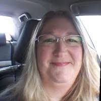 Danielle Eversole's Instagram, Twitter & Facebook