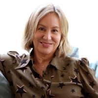 Very thrilled to announce I am permanently joining YOU magazine as Joint  Features Director (job sharing with the fabulous Kath Brown) from this  week. Two experienced old birds for the price of