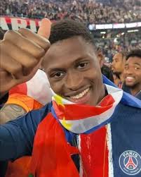 𝗖𝗮𝗯𝗼 𝗩𝗲𝗿𝗱𝗲 𝗲 𝗮 𝘀𝘂𝗮 𝗚𝗲𝗻𝘁𝗲