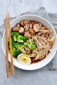 Depuis Quelques Annees Je Raffole Des Ramen Pour Ceux Qui L Ignorent Enco Bestdiycrafts Site Thai Food Dishes Food Noodle Recipes Easy