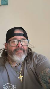 I've lived through childhood trauma, anxiety, depression, addiction,  homelessness, and domestic violence. These experiences shaped me into who I  am today. Twelve years ago, I turned my life around and began working