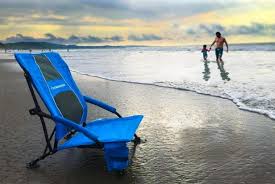 Does it help if it looks decent? The 14 Best Beach Chairs In 2021 Hgtv