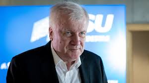 This was about 67% of all the recorded seehofer's in the usa. Horst Seehofer Und Seine Drohungen Der Rucktritts Minister Politik Tagesspiegel