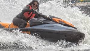 Putri, bogor, jawa barat 16962. Kabar Terkini Anindya Putri Puteri Indonesia Yang Aktif Main Jet Ski Smol Id