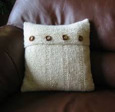 The pattern for these pillow covers is outlined below and i hope you will love it as much as i do. 48 Trendy Knitting Pillow Patterns Free Cushion Covers