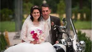 Hochzeit auf den ersten blick wer ist noch zusammen 2020. Hochzeit Auf Den Ersten Blick Ehe Des Schongauer Spd Ortsvorsitzenden Daniel Blum Endet Im Streit Film Tv Serien