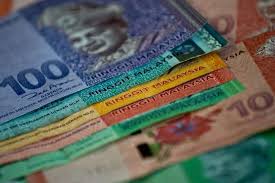 Pada januari 2015, 1 usd adalah bersamaan dengan rm3.57, namun 8 bulan kemudian pada september tahun yang sama. Cerita Di Sebalik Rm Yang Tiada Siapa Nak Tahu
