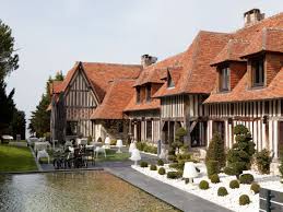 Hotel Honfleur Hotel De Charme 4 Etoiles Hotel Restaurant Vue Mer Honfleur Normandie Hotel Honfleur Maison Normande Chaumiere